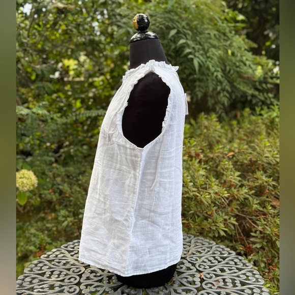 NWT J Crew sleeveless top with ruffle embellishment - size S - Picture 2 of 5